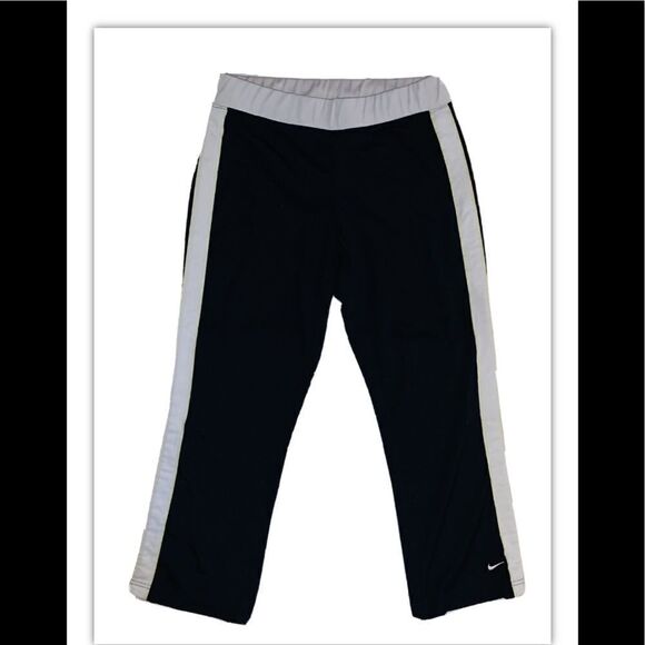 Nike athletic capris pants size S - Picture 1 of 3